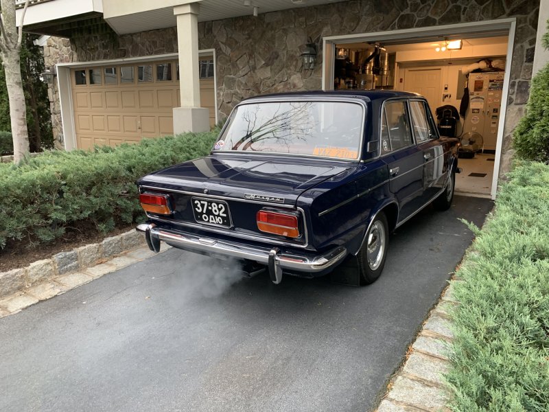 Lada 2103 USA
