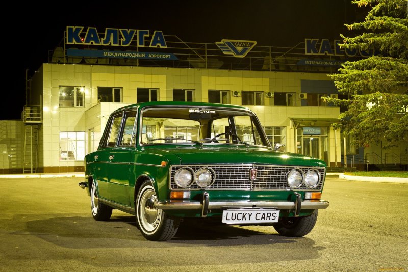 ВАЗ 2103 классика
