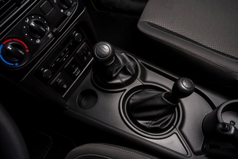 Lada Niva Travel 2021 салон