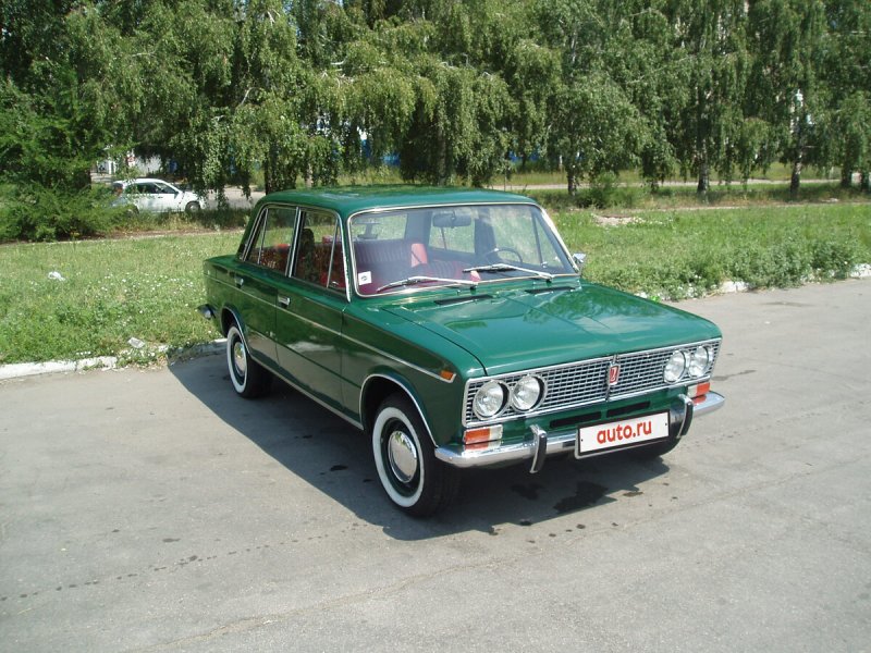 ВАЗ 2103 коричневый цвет