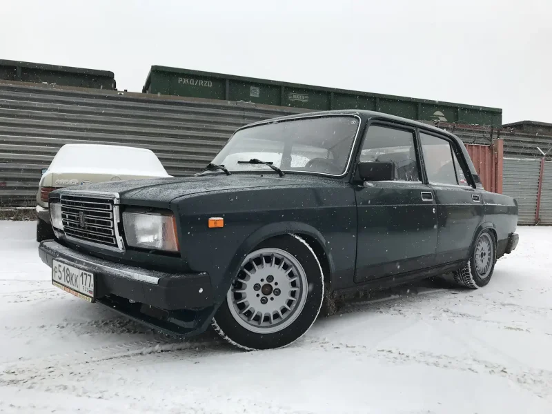 ВАЗ 2107 на литье r14