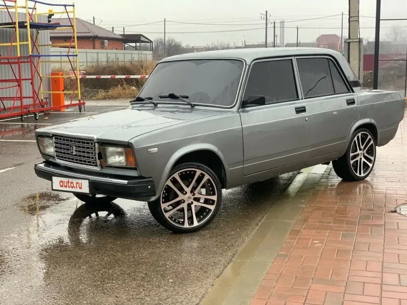 ВАЗ 2107 на литье r14