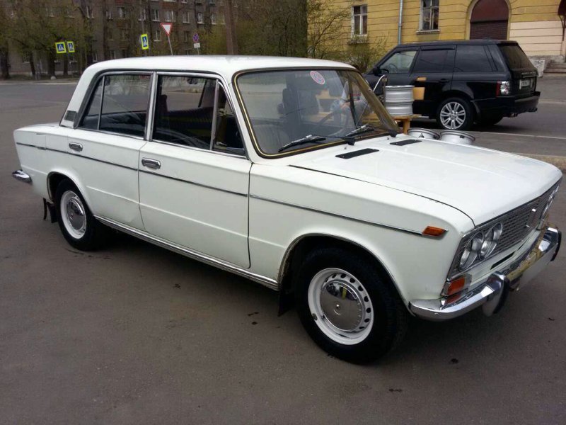 ВАЗ 2103 белая Отполированная