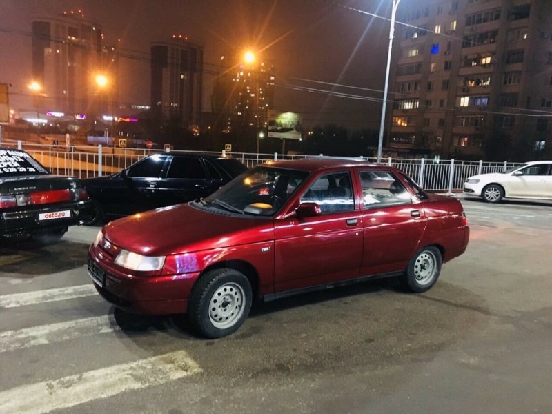 Lada 2110 Red