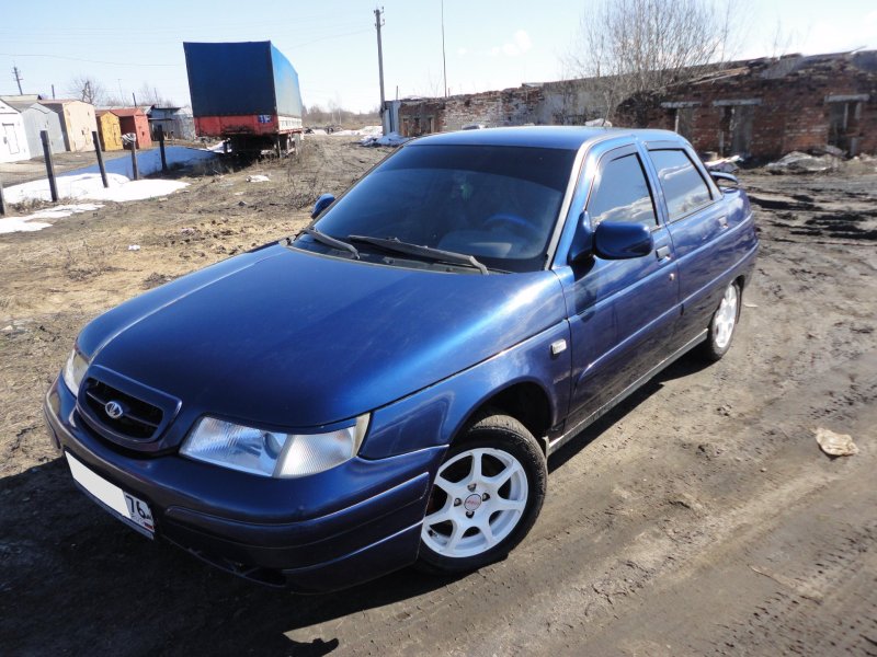 ВАЗ 21104 1.6