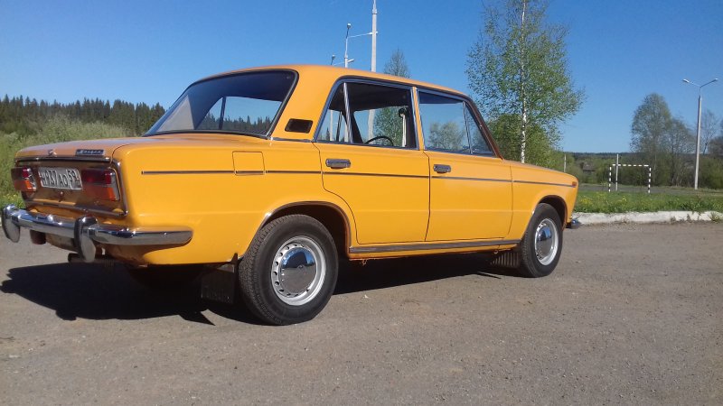 ВАЗ 2103 stance красная