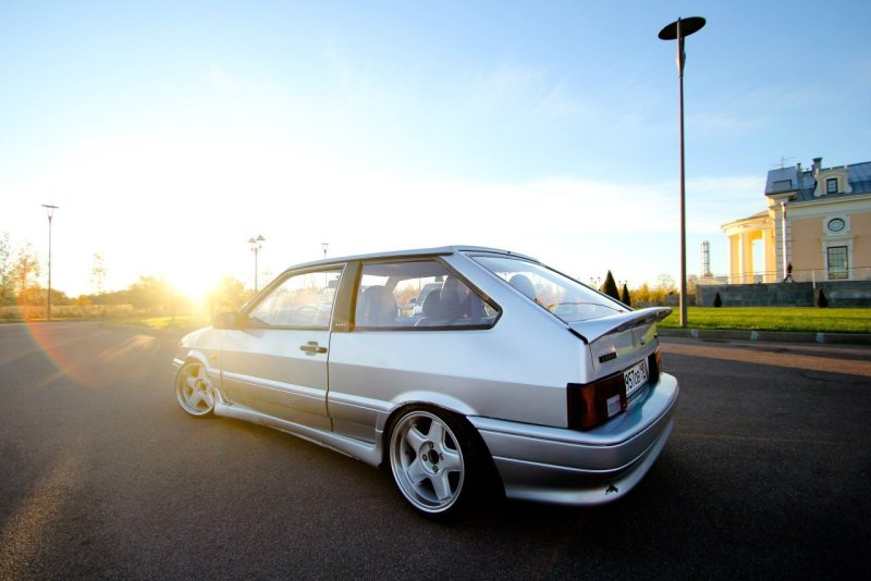 ВАЗ 2113 stance белая
