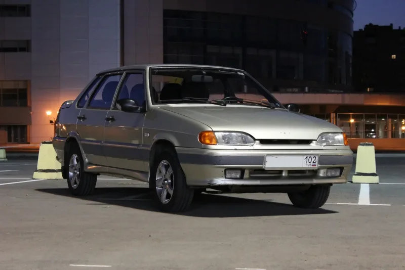 Lada (ВАЗ) 2115
