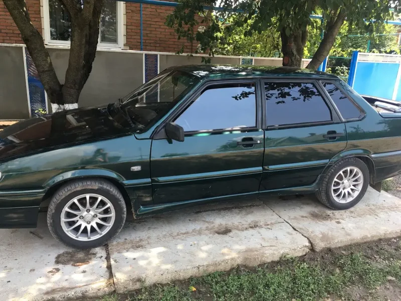ВАЗ 2115 цвет Сочи r15