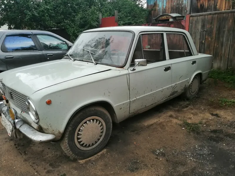 ВАЗ 2101 серый цвет 1973