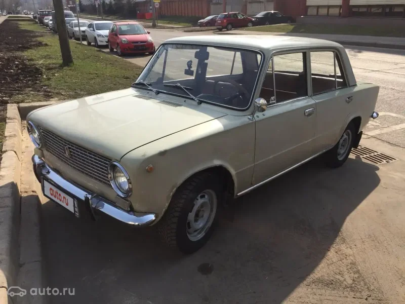Лада 2101 голубая
