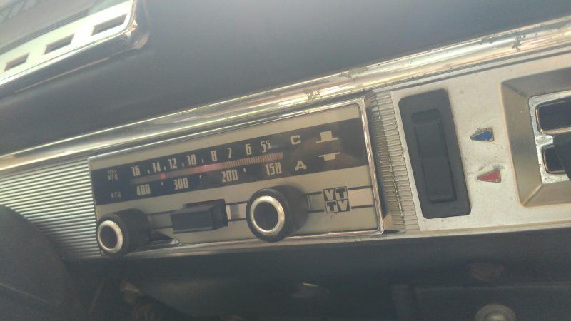 AUTOVOX магнитола