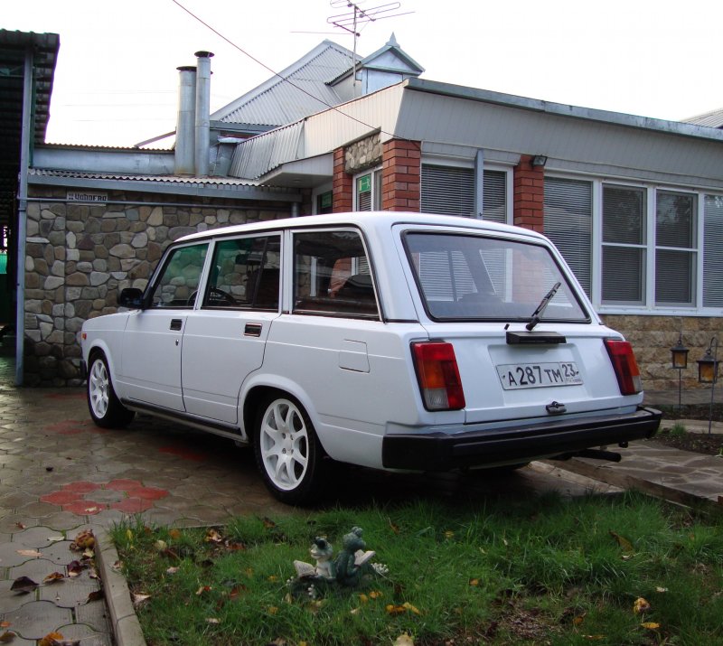 ВАЗ 2104 r15
