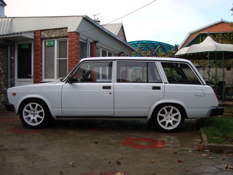 ВАЗ 2104 r17