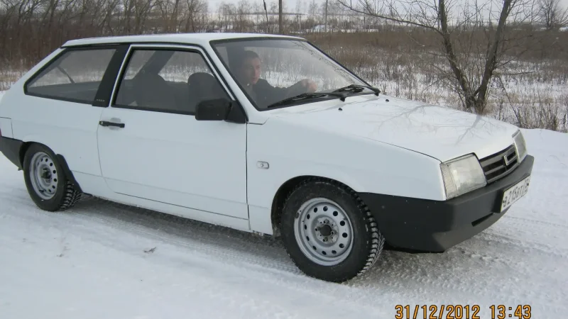 Лада 2108 белая