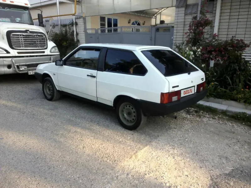 Лада 2108 белая