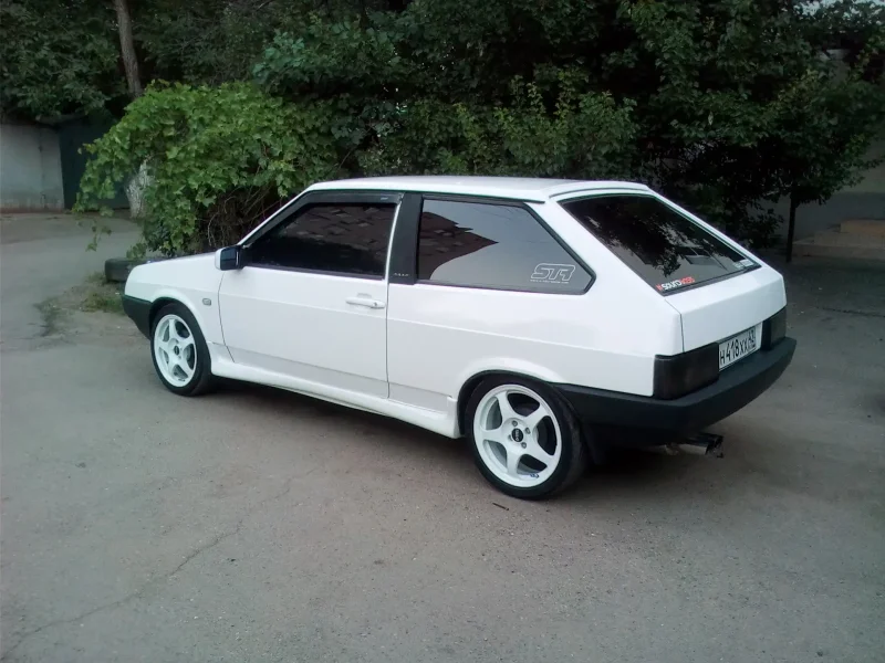 Лада 2108 белая