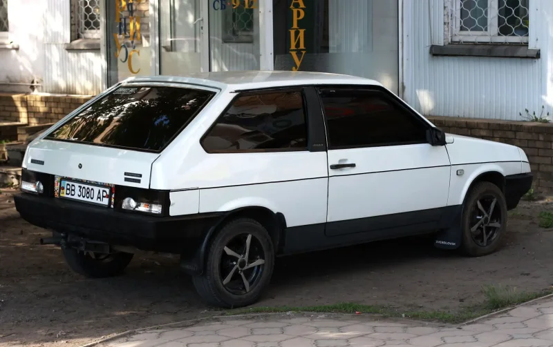 Лада 2108 белая