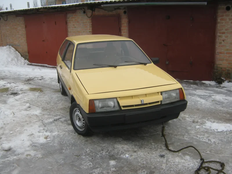 ВАЗ 2108 1985 года выпуска
