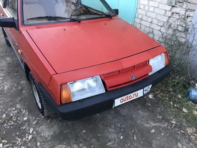 Lada 2108