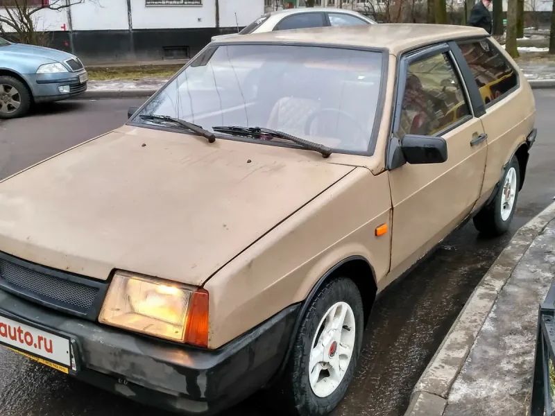 ВАЗ 2108 бежевая
