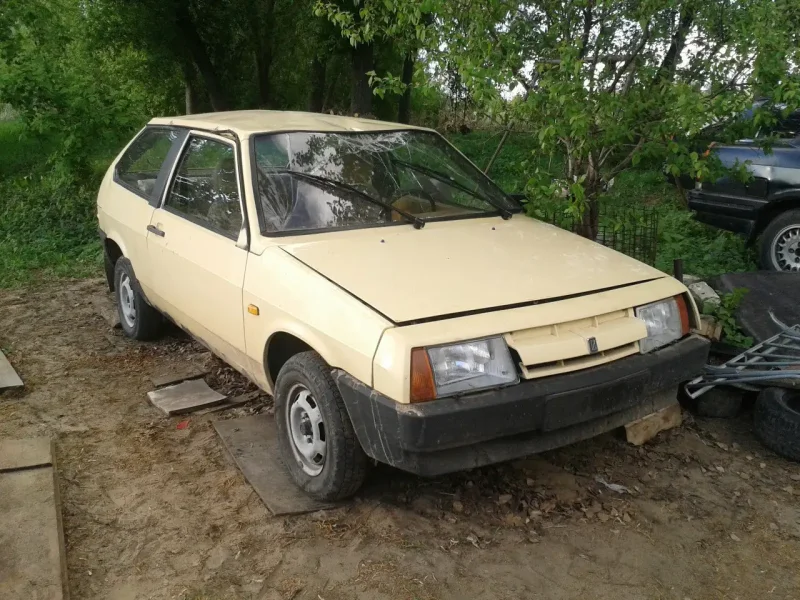 ВАЗ 2108 1986 года