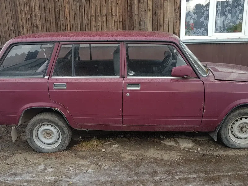 ВАЗ 2104 Вишневая