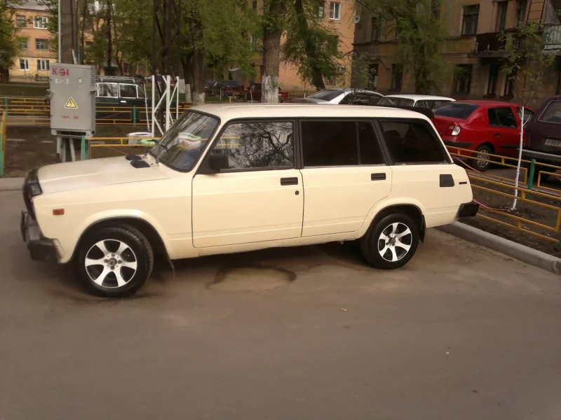 ВАЗ 2104 на арбузах