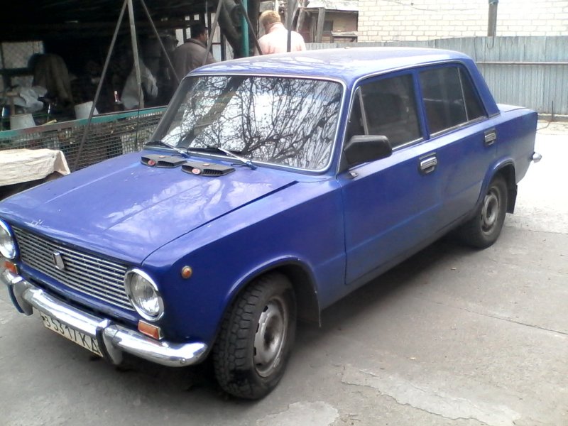 ВАЗ 2101 синий металлик
