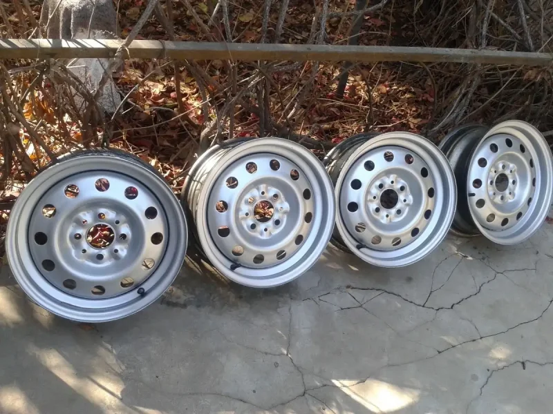 Штампы ВАЗ 2114 r14 с колесами