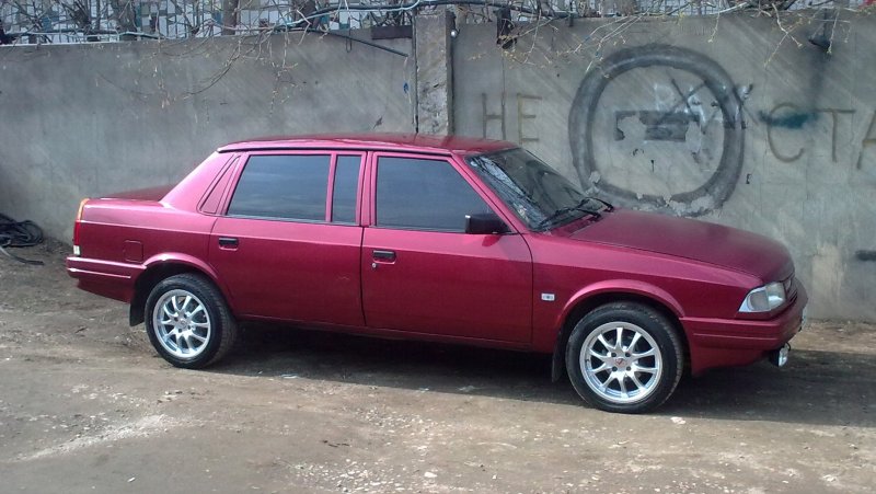 Удлинённый Москвич-2141