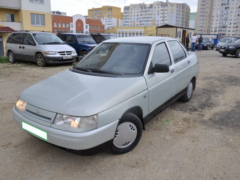 ВАЗ 2110 серый битый