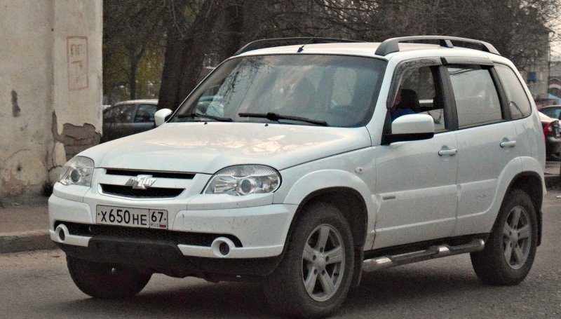 Lada Niva II 2123