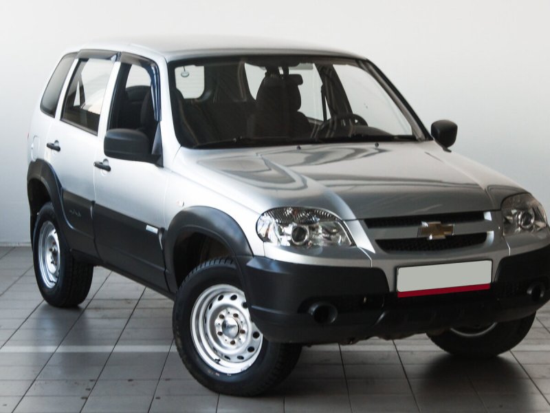 Chevrolet Niva 2012