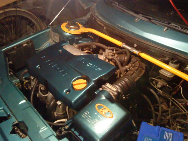 Богдан 2110 подкапотка