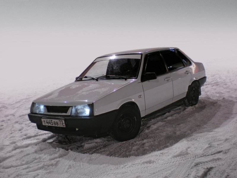 Лада 21099 черная