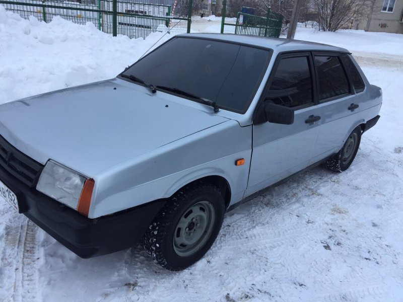 ВАЗ 21099 черная зима