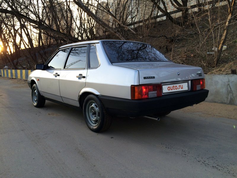 ВАЗ 21099 металлик