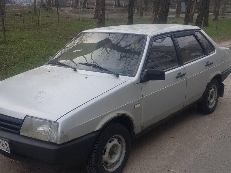 ВАЗ 21099 2002 серебро