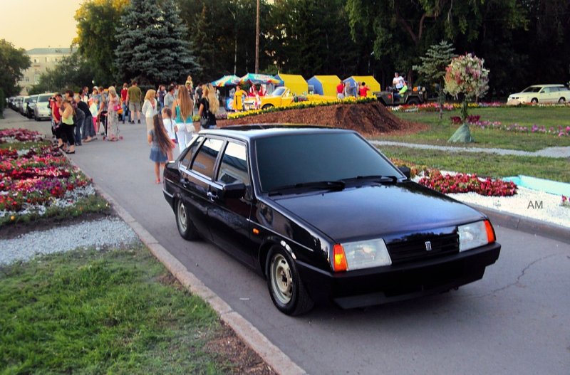 ВАЗ 2109 И 99 черная