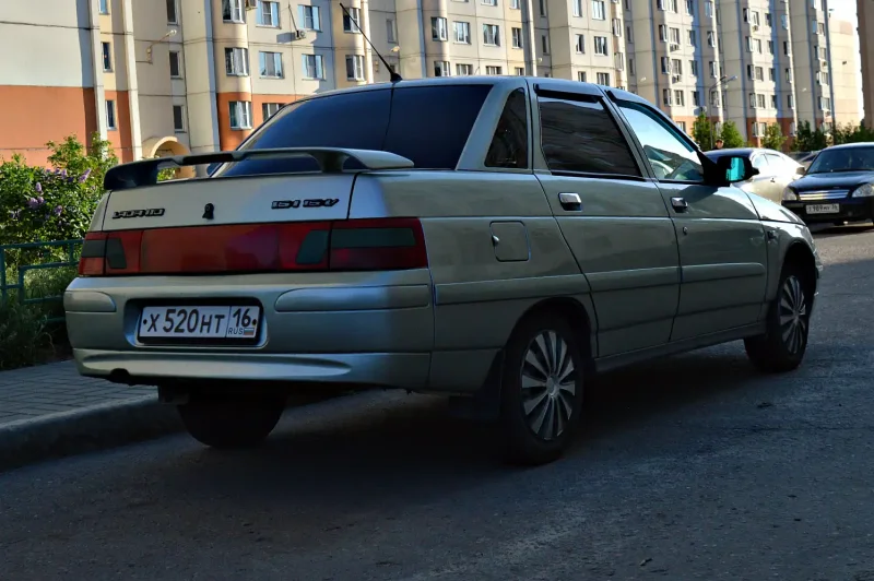 М 827 РХ 68 ВАЗ 2114