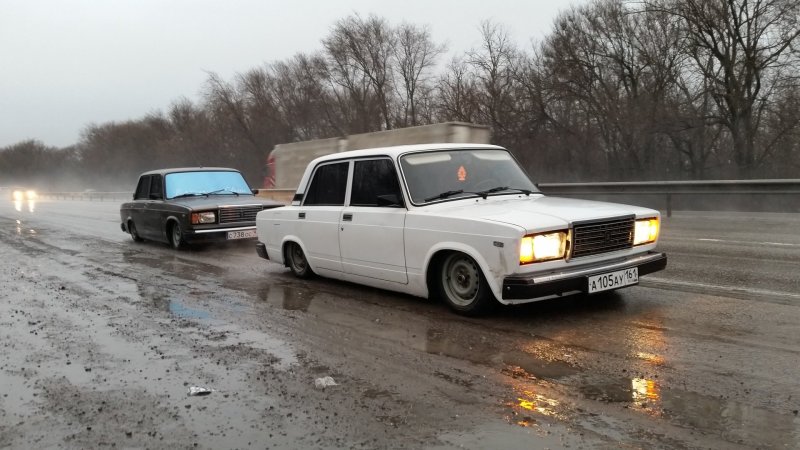 ВАЗ 2107 оперская белая