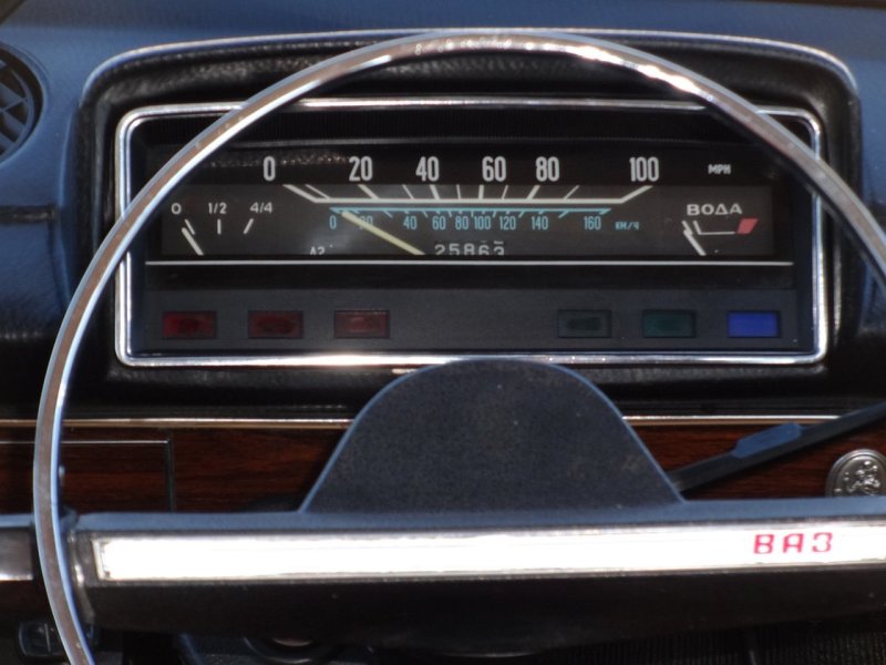 Приборная панель ВАЗ 2101