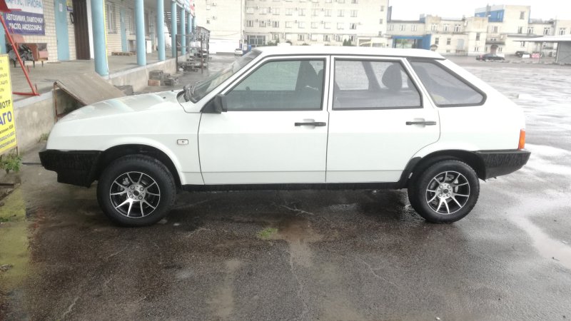 ВАЗ 21099 на литье арбузы