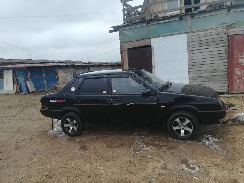 ВАЗ 21099 черная арбузы