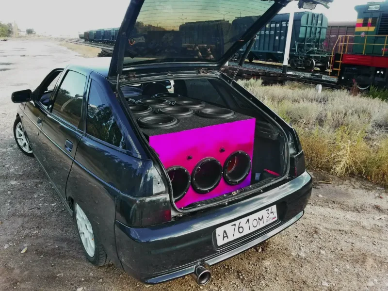ВАЗ 2111 автозвук