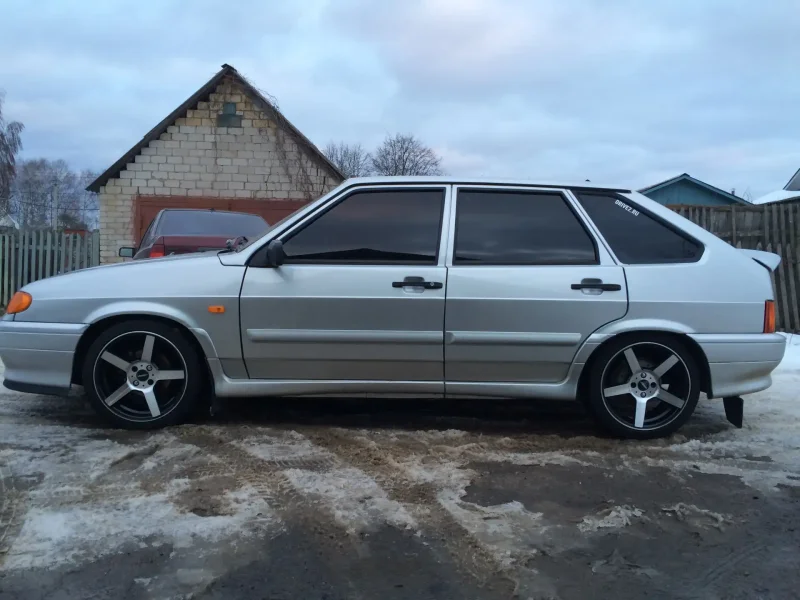 ВАЗ 2111 r15