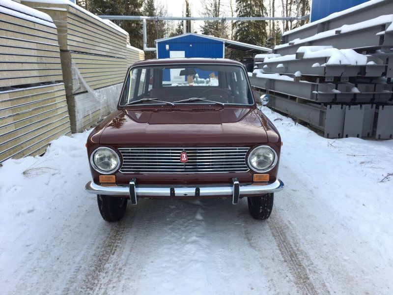 ВАЗ 2102 Вишневая