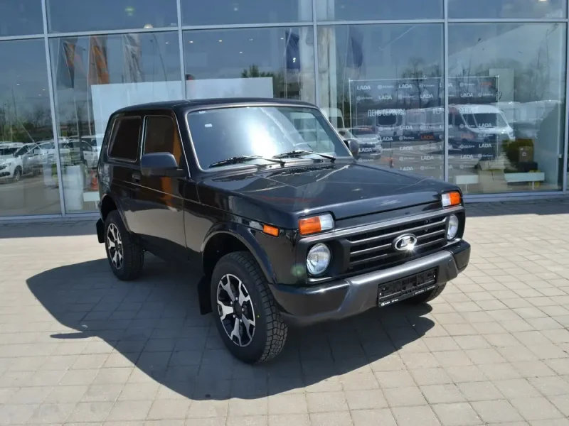 Лада 4x4 Урбан черная
