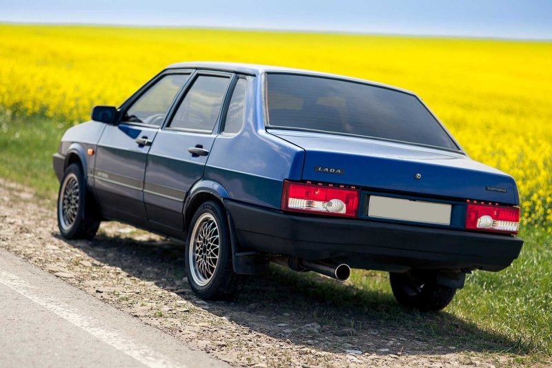 ВАЗ-21099 седан